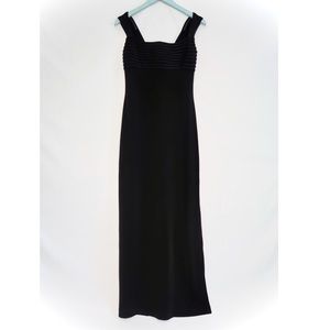 Neiman Marcus Tadashi Shoji Black Gown